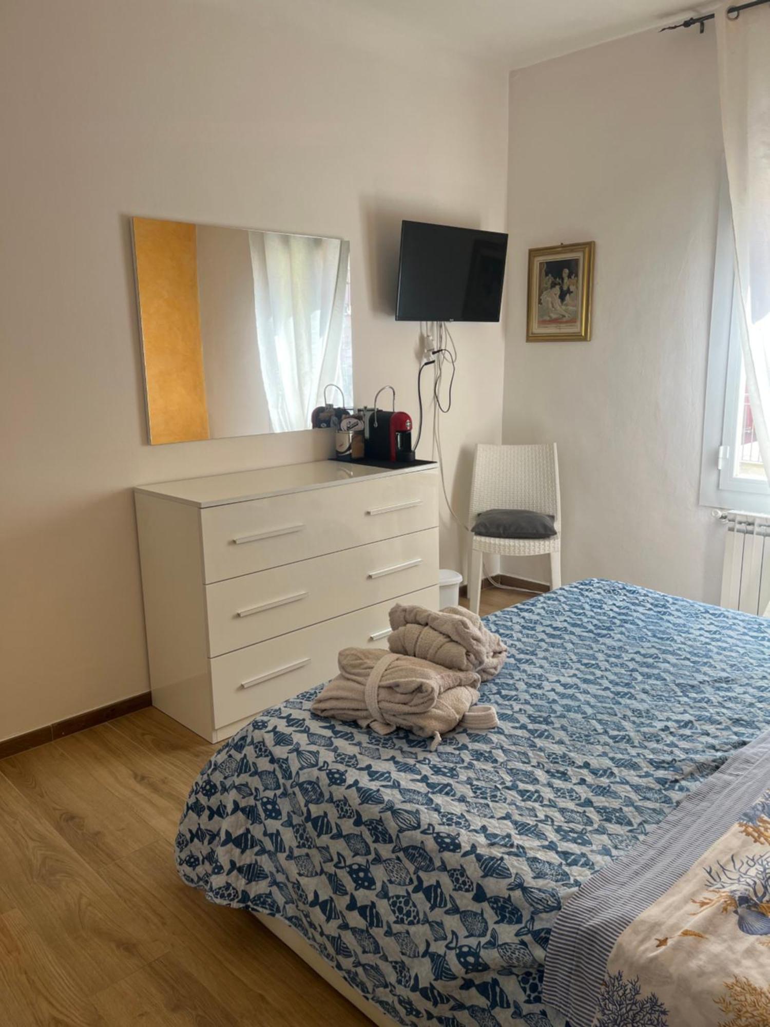 La Casa Del Giglio Otel Albenga Dış mekan fotoğraf